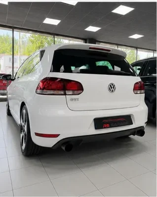 Volkswagen Golf GTI - Imagen 2