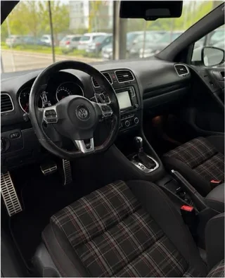 Volkswagen Golf GTI - Imagen 3
